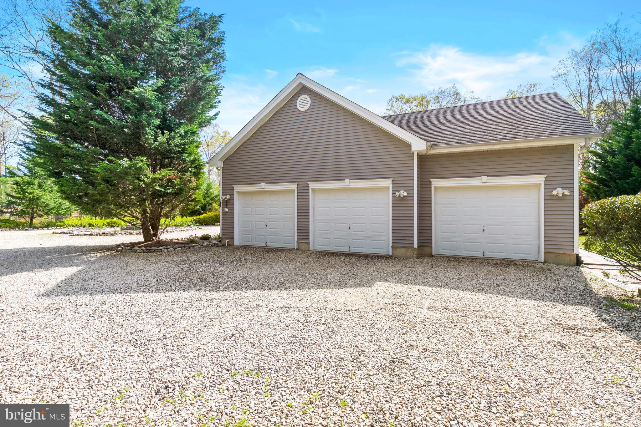 1260 Ridge Avenue Manahawkin, NJ 08050 - Photo 50 of 65 Gallery Image 50