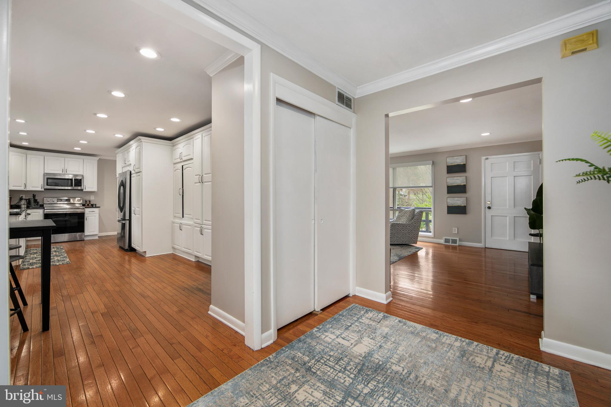 142 East Knowlton Road Media, PA 19063 - Photo 14 of 46 To get to where you want to in the home