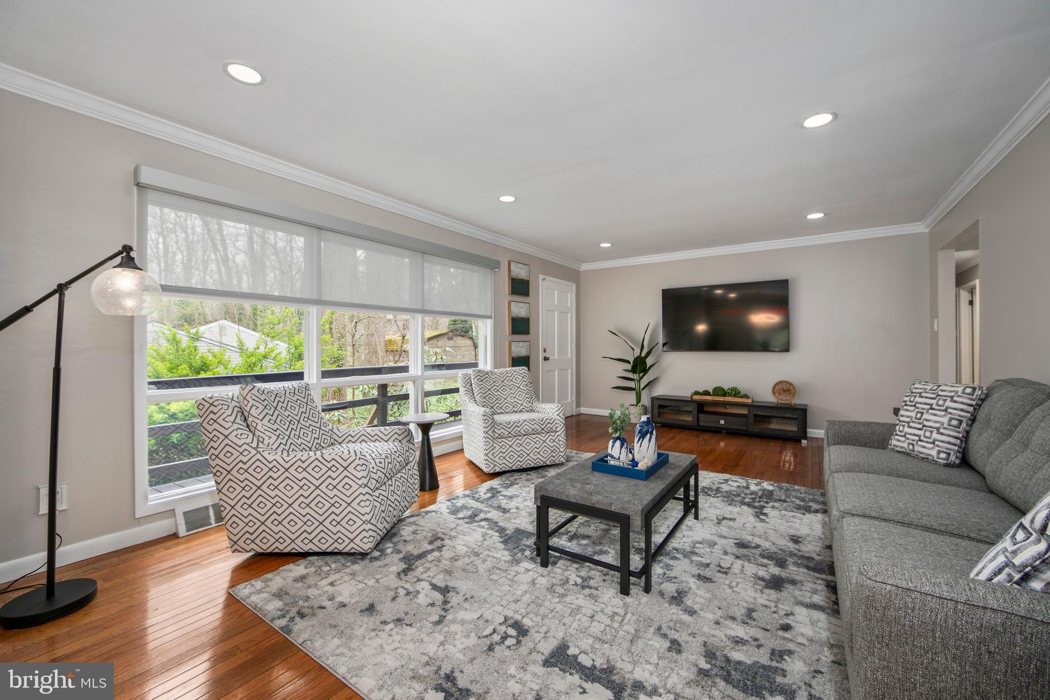 142 East Knowlton Road Media, PA 19063 - Photo 4 of 46 Designed with an interior designer