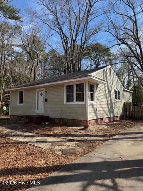 108 Robin Road Jacksonville, NC 28540 - Photo 2 of 15 Front