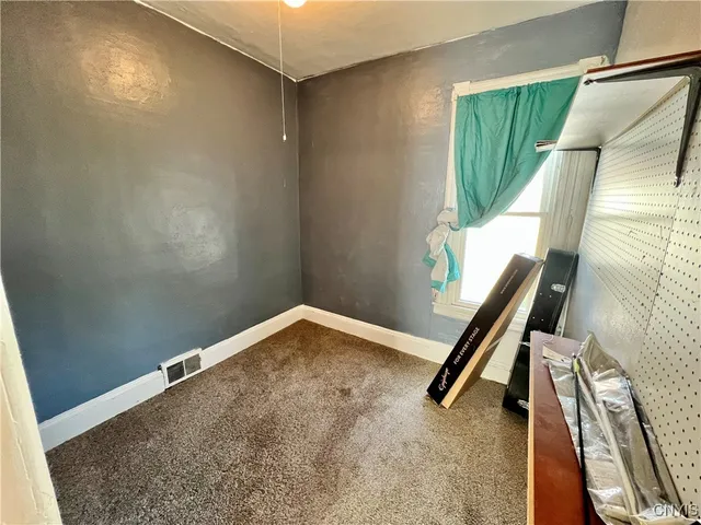 $159,900 | 936 Lansing Street, Utica, NY 13501