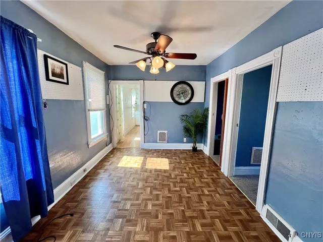 $159,900 | 936 Lansing Street, Utica, NY 13501