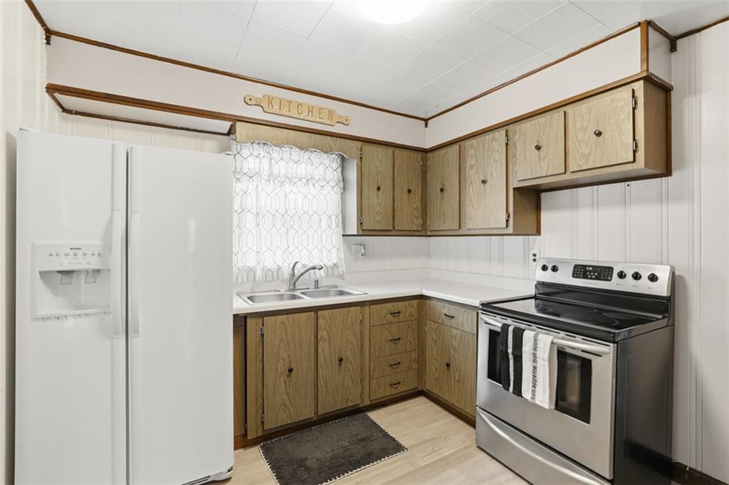 1395 Amity Ridge Road Washington, PA 15301 - Photo 11 of 44