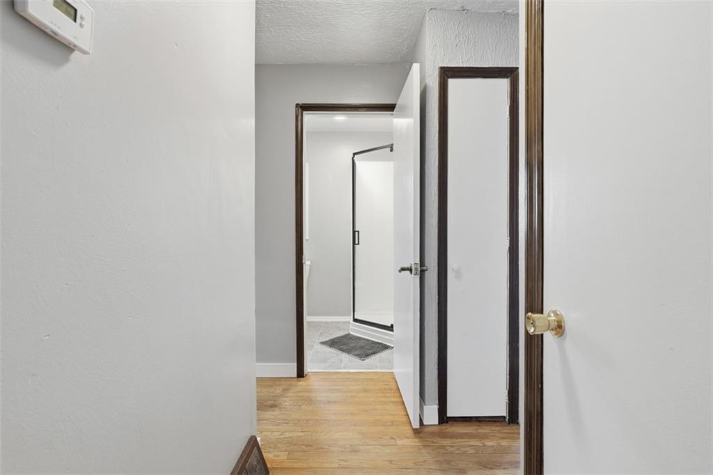 1395 Amity Ridge Road Washington, PA 15301 - Photo 21 of 44 HALLWAY