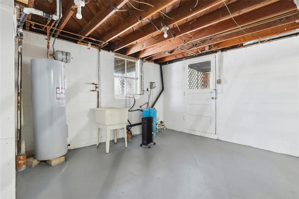 1395 Amity Ridge Road Washington, PA 15301 - Photo 39 of 44