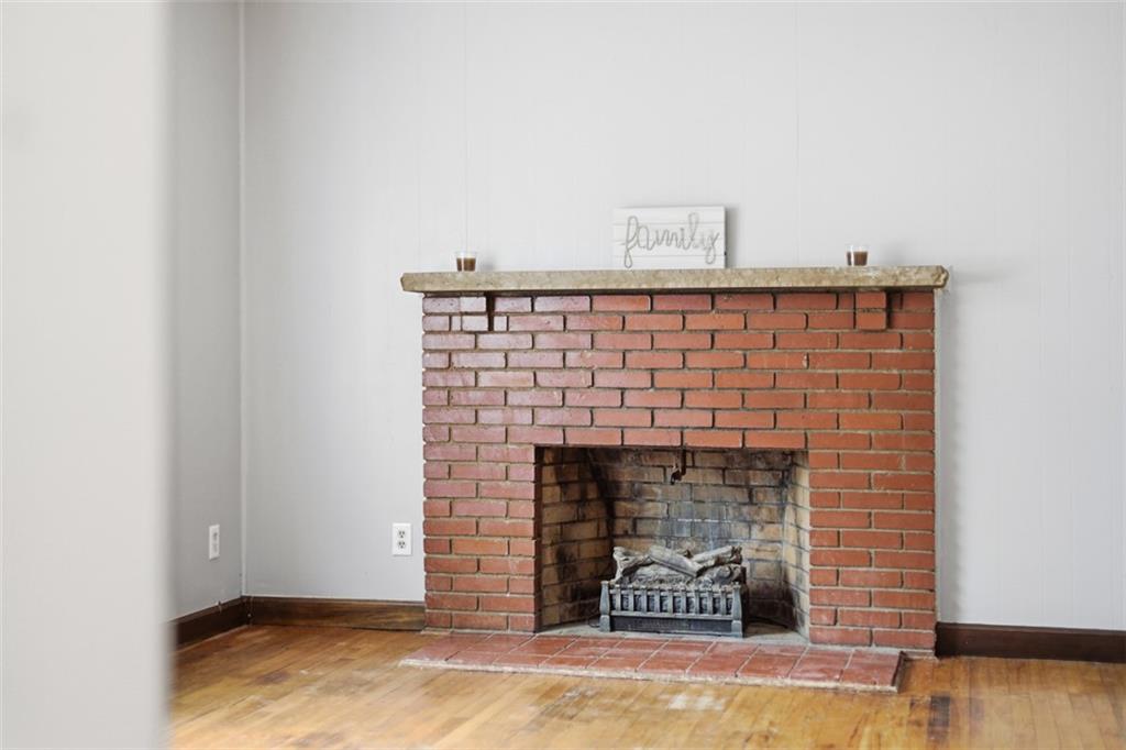 1395 Amity Ridge Road Washington, PA 15301 - Photo 8 of 44 BRICK FIREPLACE