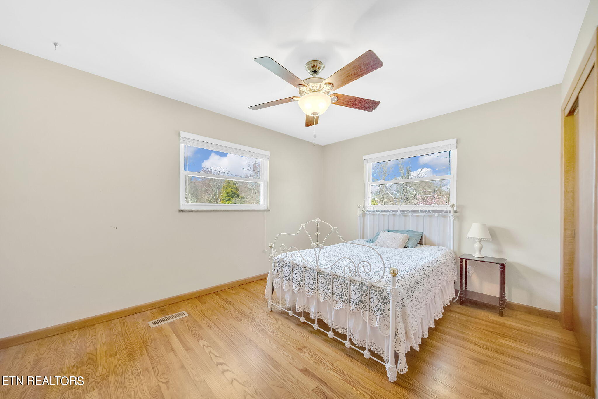 4404 Deerfield Road Knoxville, TN 37921 - Photo 19 of 30 7-web-or-mls-217A1552