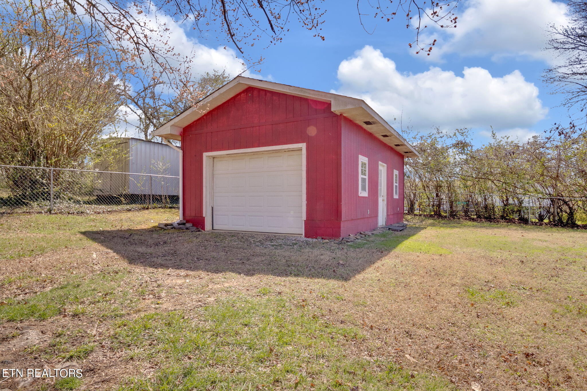 4404 Deerfield Road Knoxville, TN 37921 - Photo 27 of 30 29-web-or-mls-217A1642
