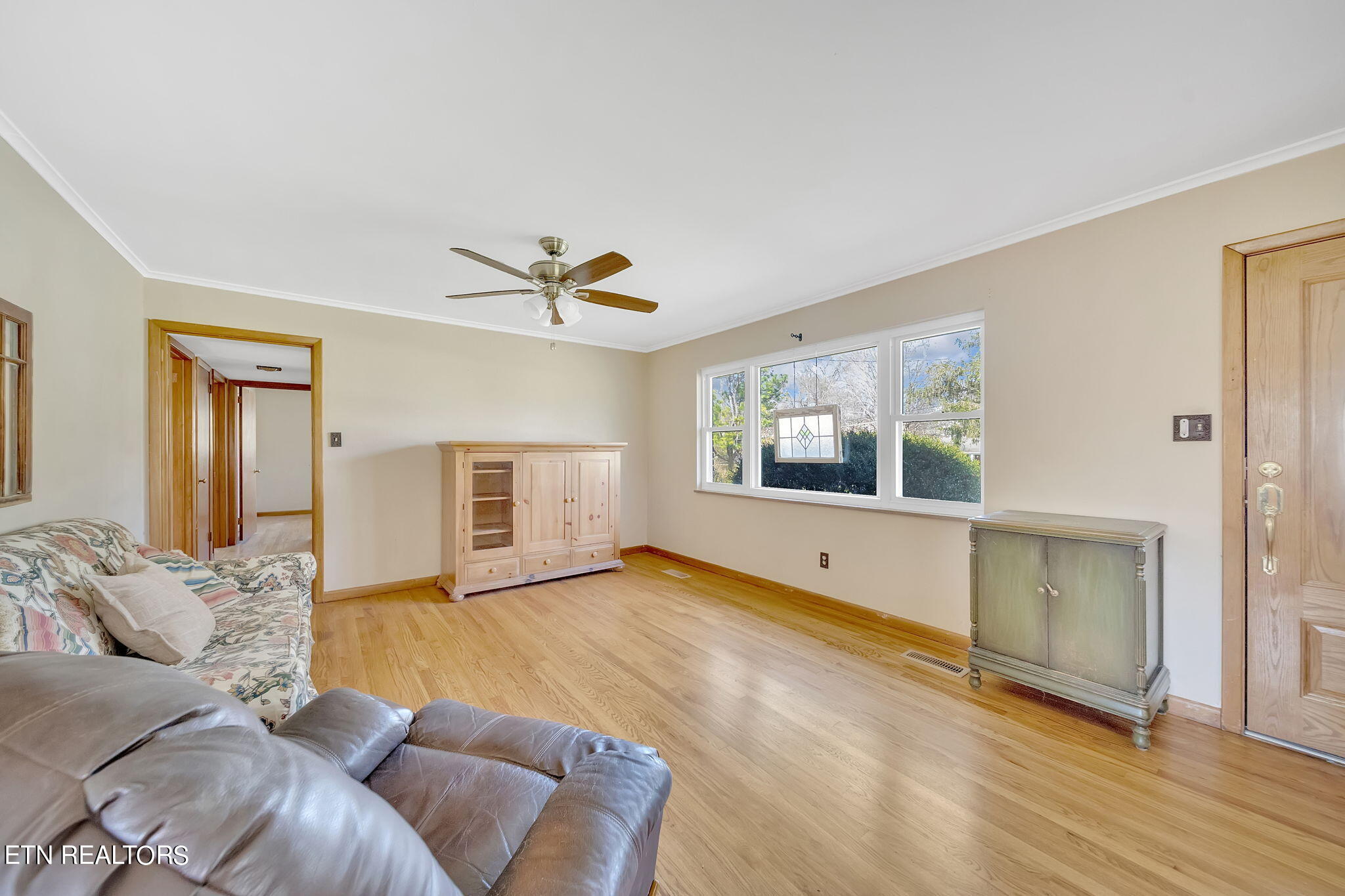 4404 Deerfield Road Knoxville, TN 37921 - Photo 6 of 30 15-web-or-mls-217A1592