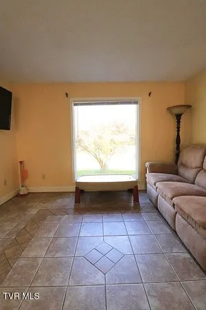 $499,999 | 2256 Whitley Branch Road, North Tazewell, VA 24630