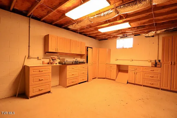 $499,999 | 2256 Whitley Branch Road, North Tazewell, VA 24630