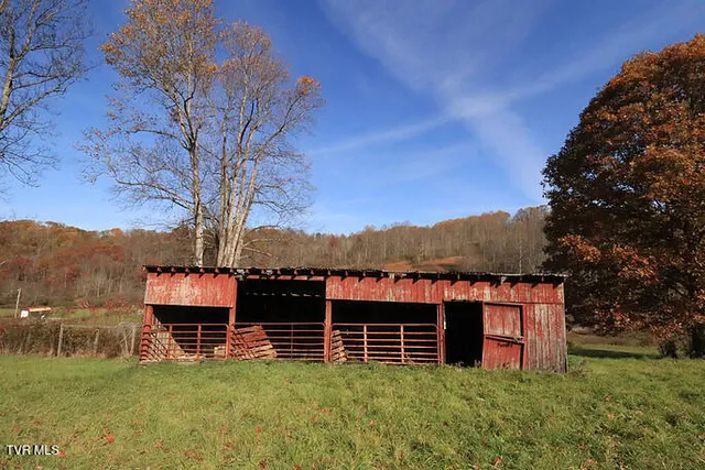 $519,000 | 2256 Whitley Branch Road, North Tazewell, VA 24630
