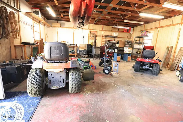 $519,000 | 2256 Whitley Branch Road, North Tazewell, VA 24630