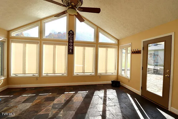 $499,999 | 2256 Whitley Branch Road, North Tazewell, VA 24630
