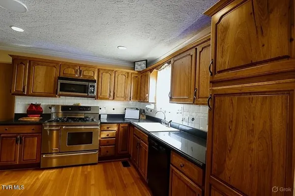 $499,999 | 2256 Whitley Branch Road, North Tazewell, VA 24630