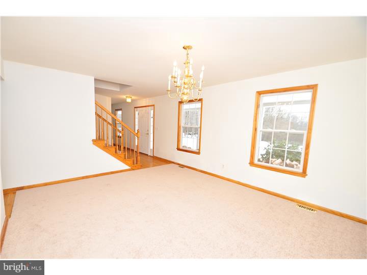 911 West Thatcher Road Quakertown, PA 18951 - Photo 5 of 24 Gallery Image 5