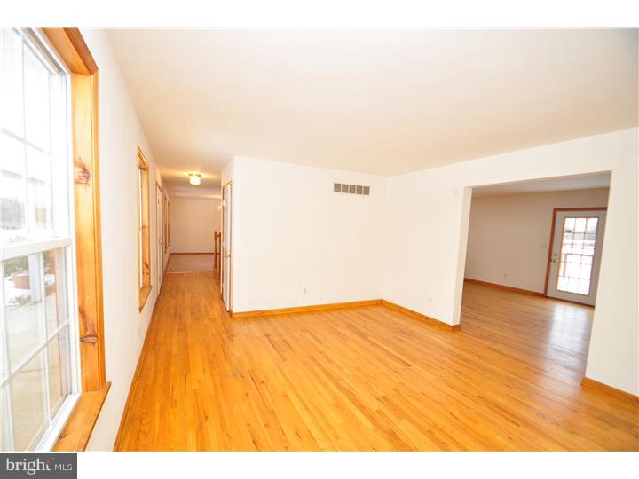 911 West Thatcher Road Quakertown, PA 18951 - Photo 7 of 24 Gallery Image 7