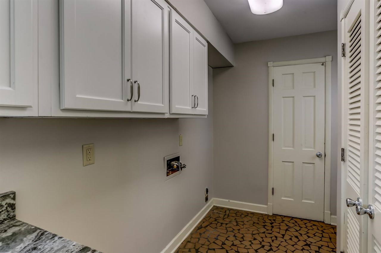 942 Park Valley Road Memphis, TN 38119 - Photo 13 of 25 Gallery Image 13