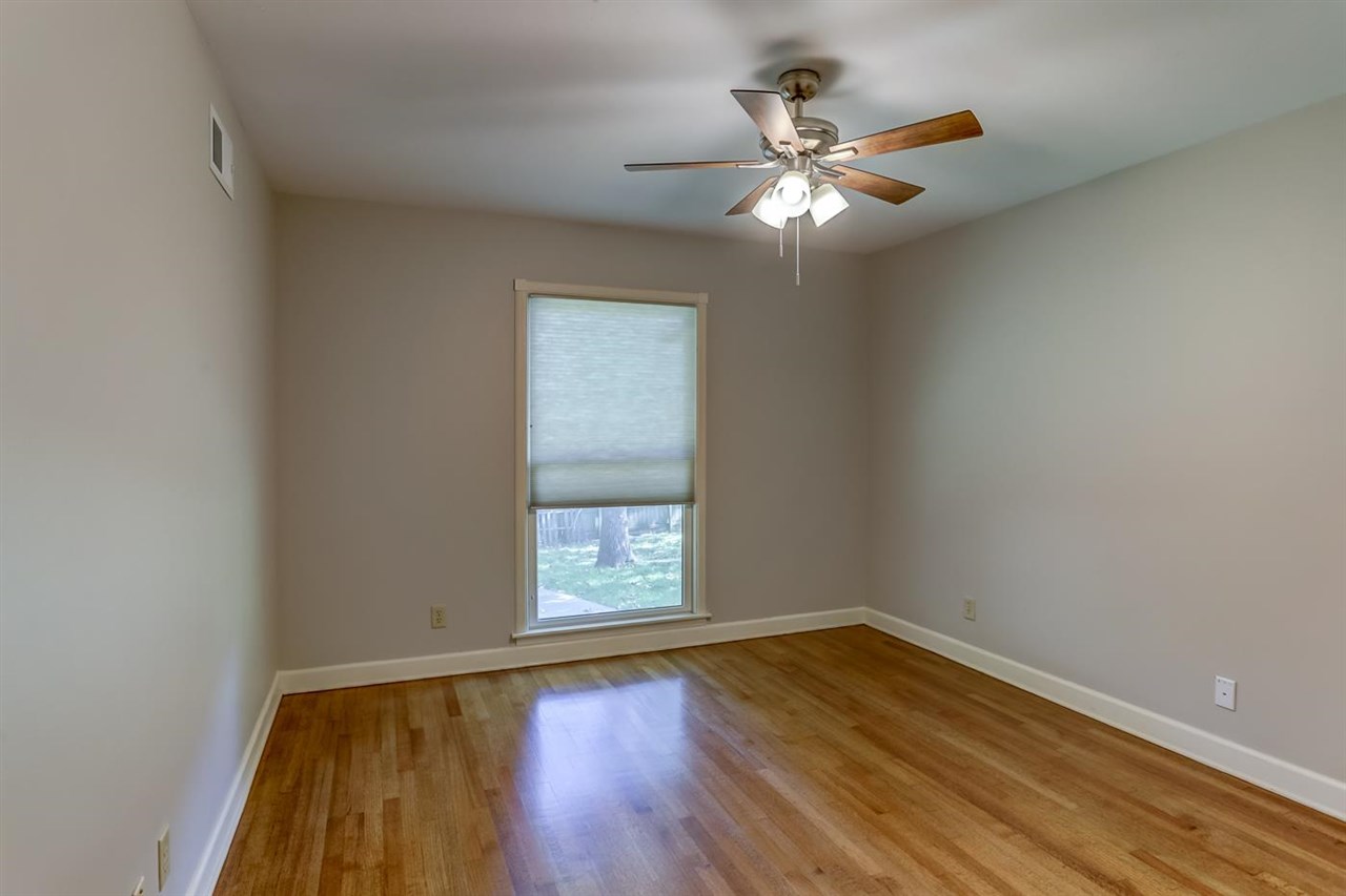 942 Park Valley Road Memphis, TN 38119 - Photo 14 of 25 Gallery Image 14