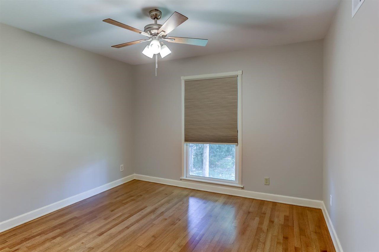 942 Park Valley Road Memphis, TN 38119 - Photo 16 of 25 Gallery Image 16
