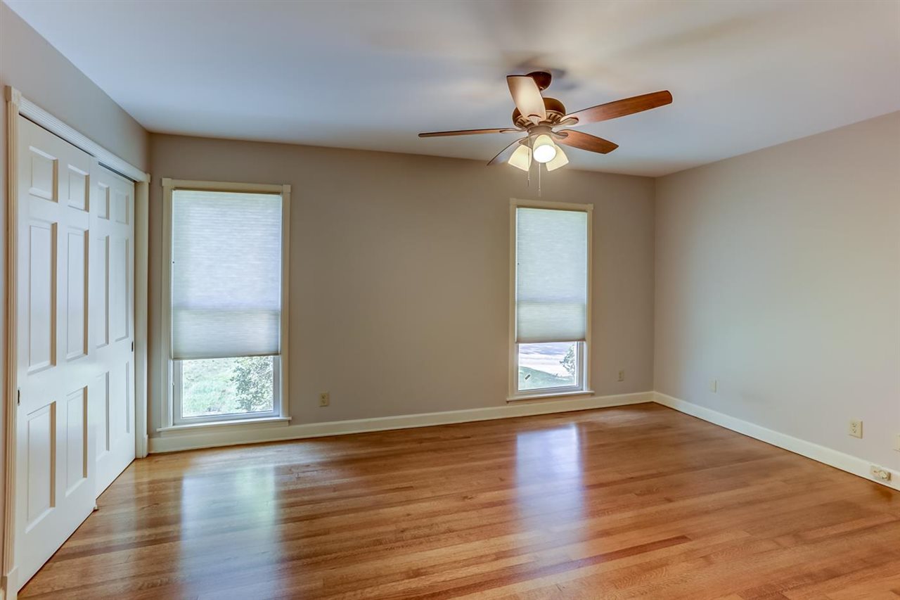942 Park Valley Road Memphis, TN 38119 - Photo 21 of 25 Gallery Image 21