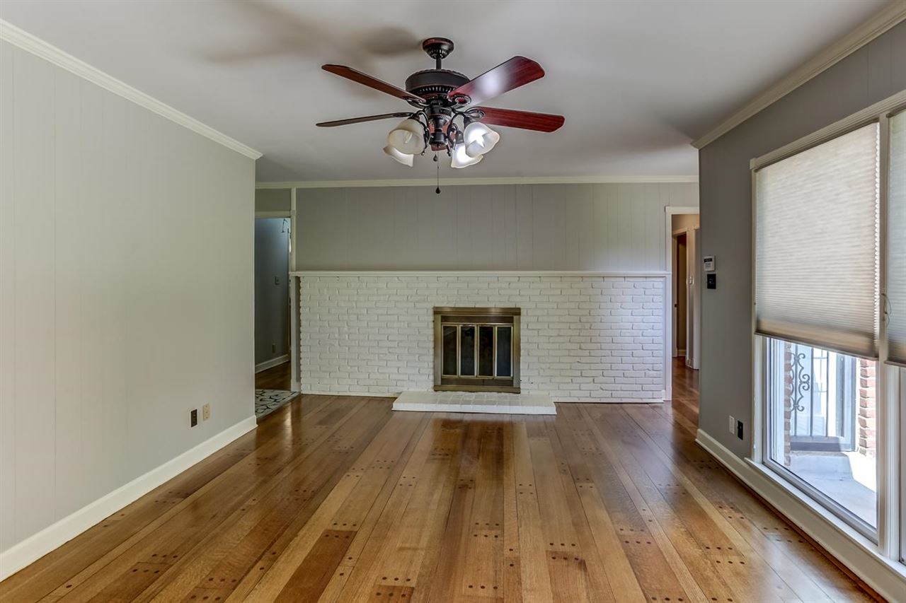 942 Park Valley Road Memphis, TN 38119 - Photo 8 of 25 Gallery Image 8
