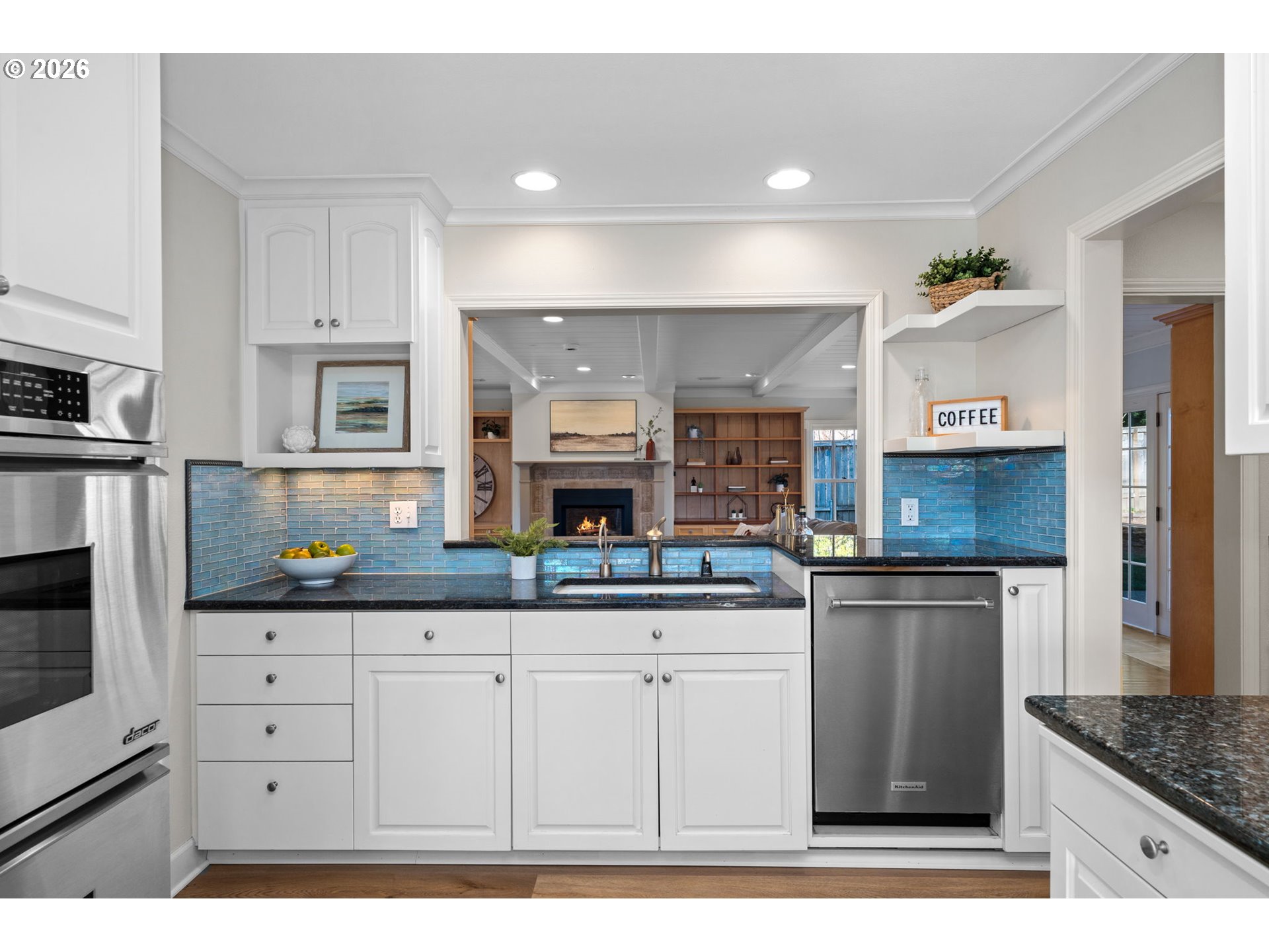 4221 Southwest 47th Drive Portland, OR 97221 - Photo 14 of 48