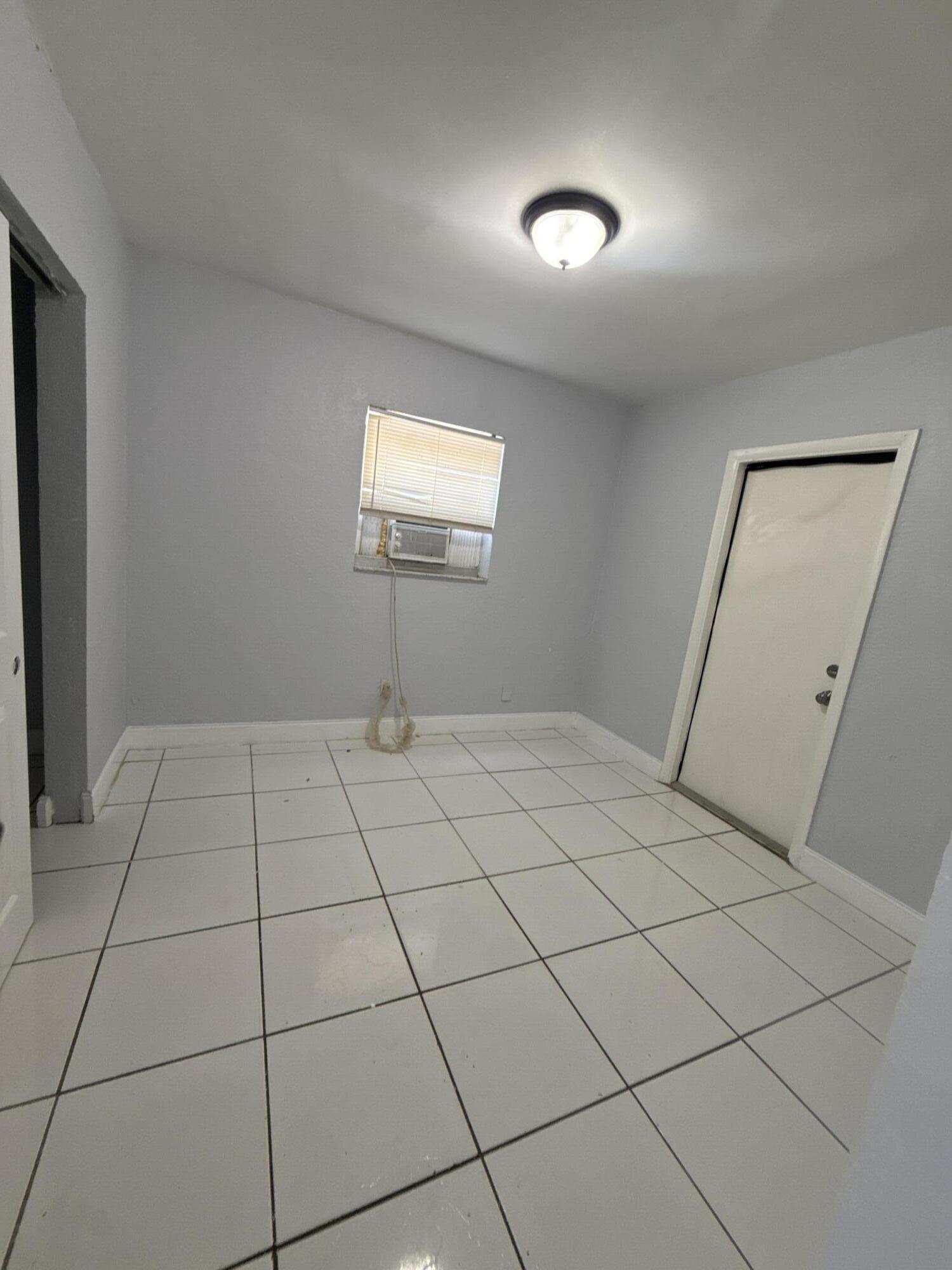 720 Southwest 7th Street, Unit 4 Dania Beach, FL 33004 - Photo 17 of 28 DJI_20260212_133114_474