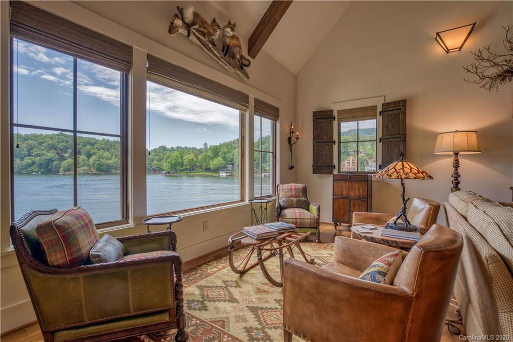 442 Cut Away Road, Unit 3 Lake Lure, NC 28746 - Photo 11 of 41 Gallery Image 11