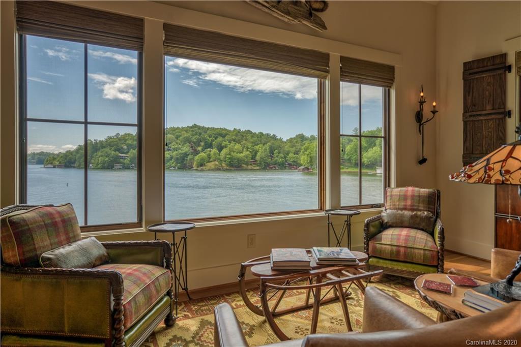 442 Cut Away Road, Unit 3 Lake Lure, NC 28746 - Photo 12 of 41 Gallery Image 12