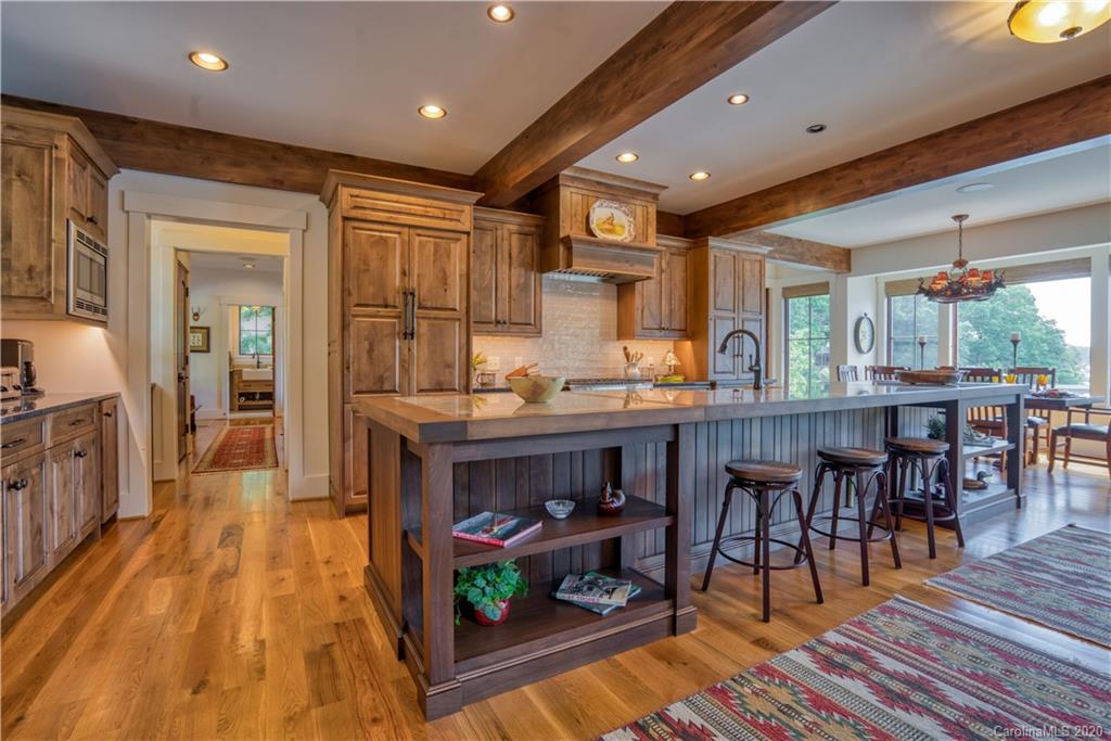 442 Cut Away Road, Unit 3 Lake Lure, NC 28746 - Photo 13 of 41 Gallery Image 13