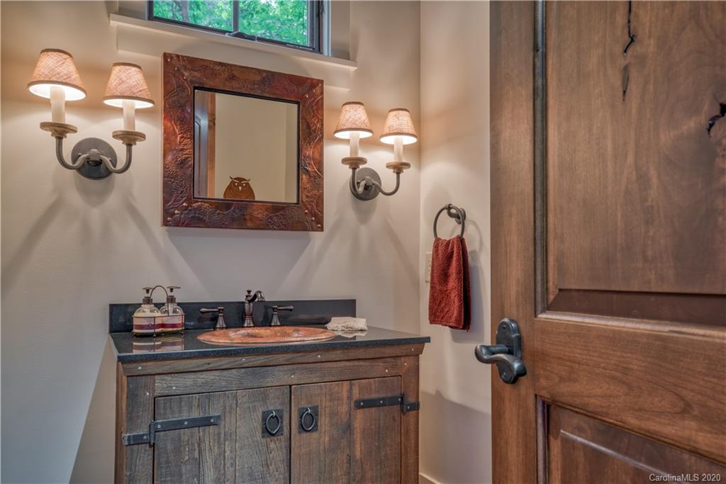 442 Cut Away Road, Unit 3 Lake Lure, NC 28746 - Photo 22 of 41 Gallery Image 22