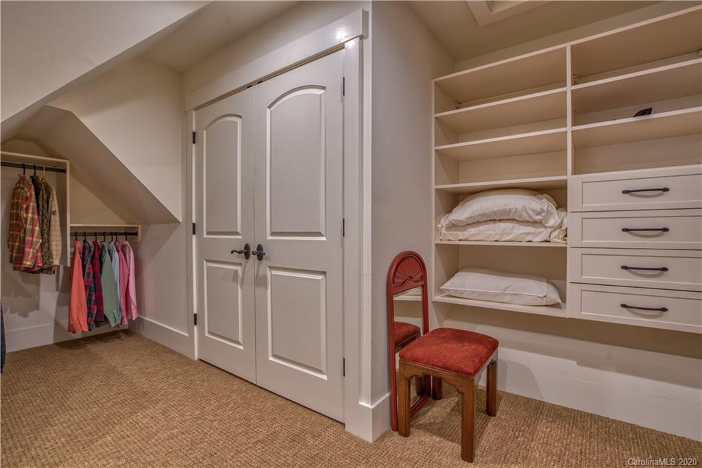 442 Cut Away Road, Unit 3 Lake Lure, NC 28746 - Photo 29 of 41 Gallery Image 29
