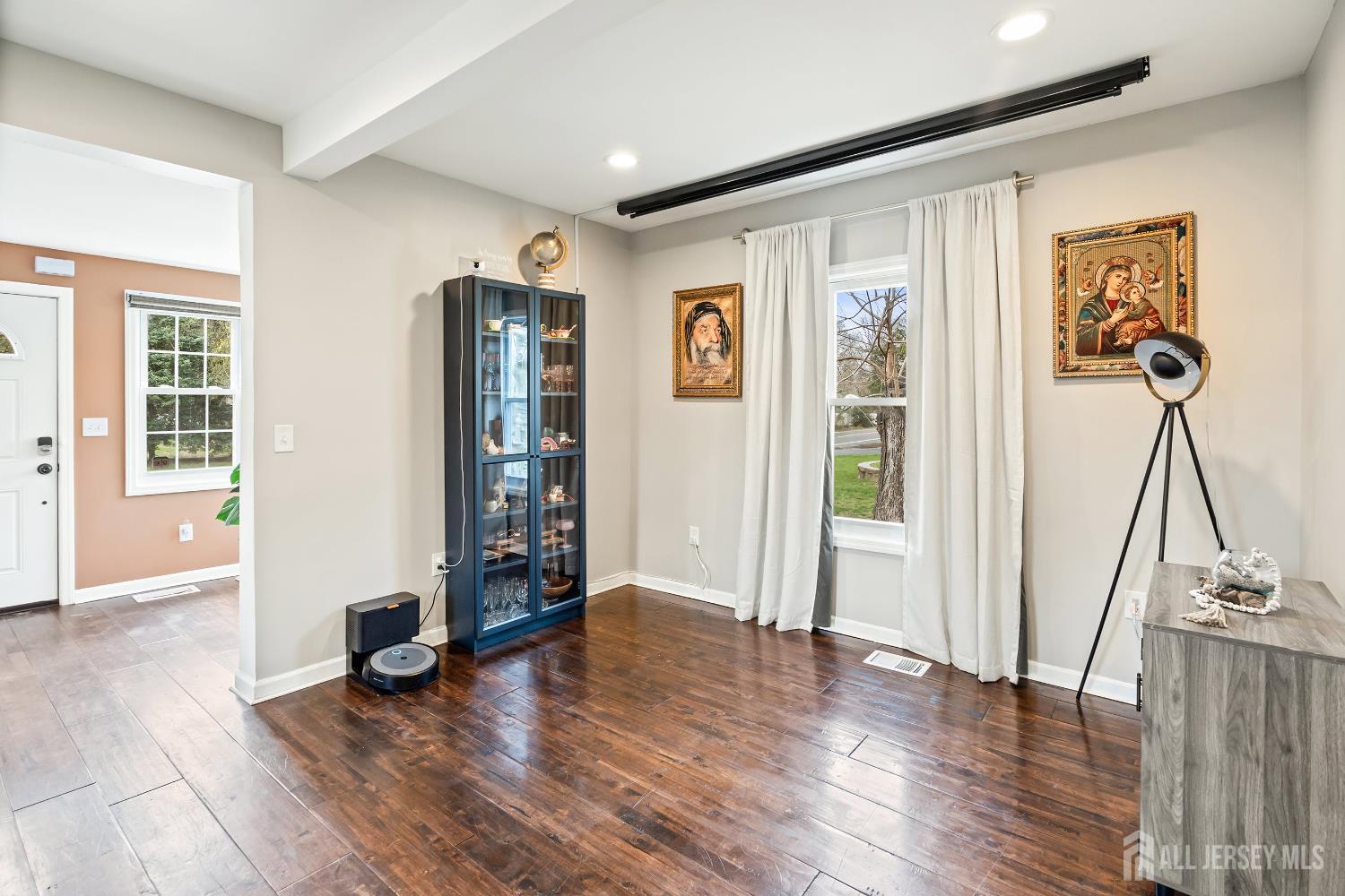 564 Marlboro Road Old Bridge, NJ 08857 - Photo 8 of 37 Gallery Image 8