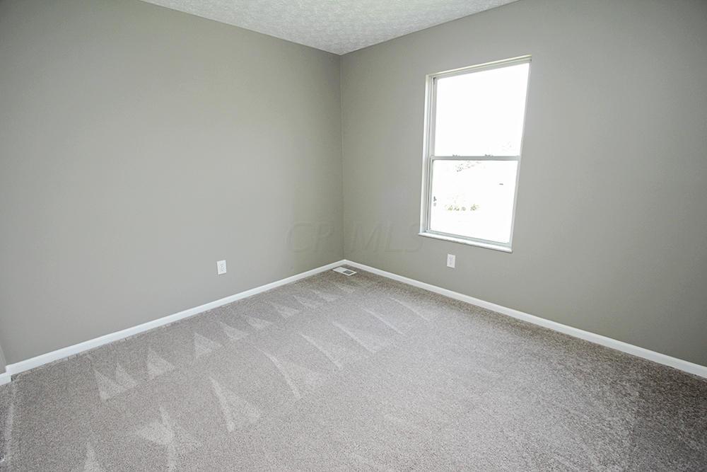 4610 Gilman Road Columbus, OH 43228 - Photo 15 of 22 Gallery Image 15