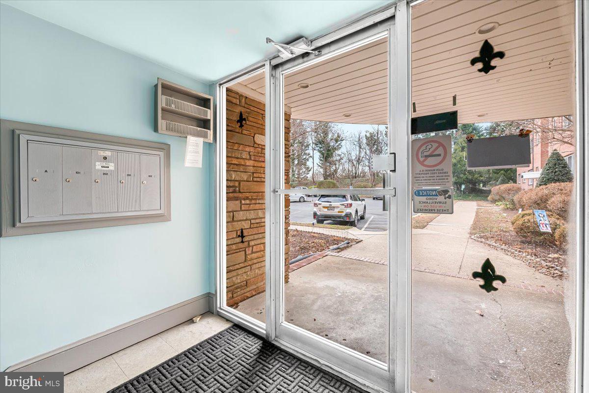 9734 Glen Avenue, Unit 20197 Silver Spring, MD 20910 - Photo 2 of 23