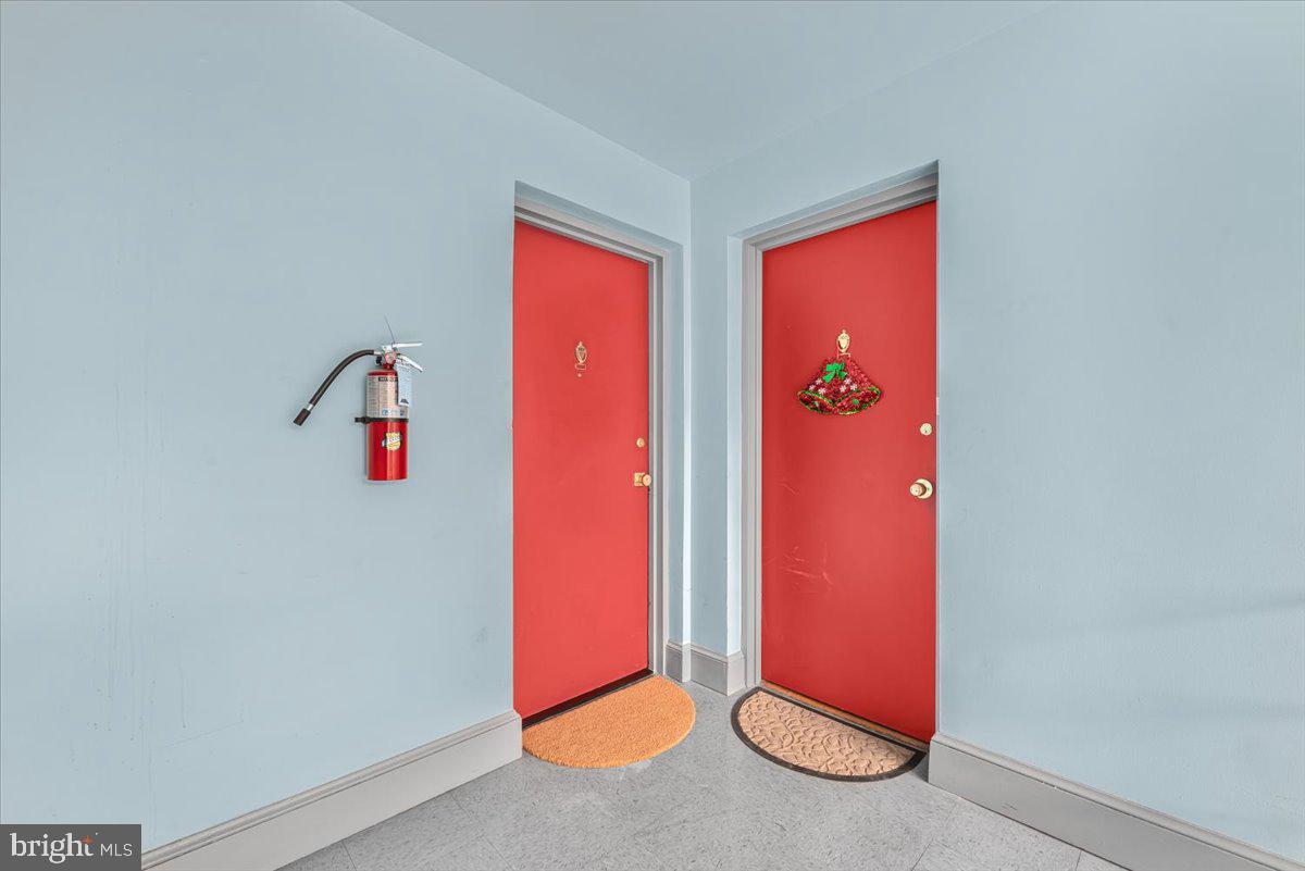 9734 Glen Avenue, Unit 20197 Silver Spring, MD 20910 - Photo 3 of 23