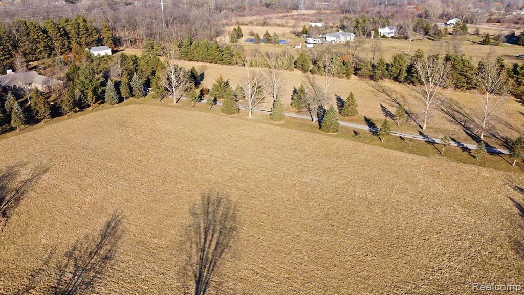 10115 County Line Road Goodrich, MI 48438 - Photo 59 of 88