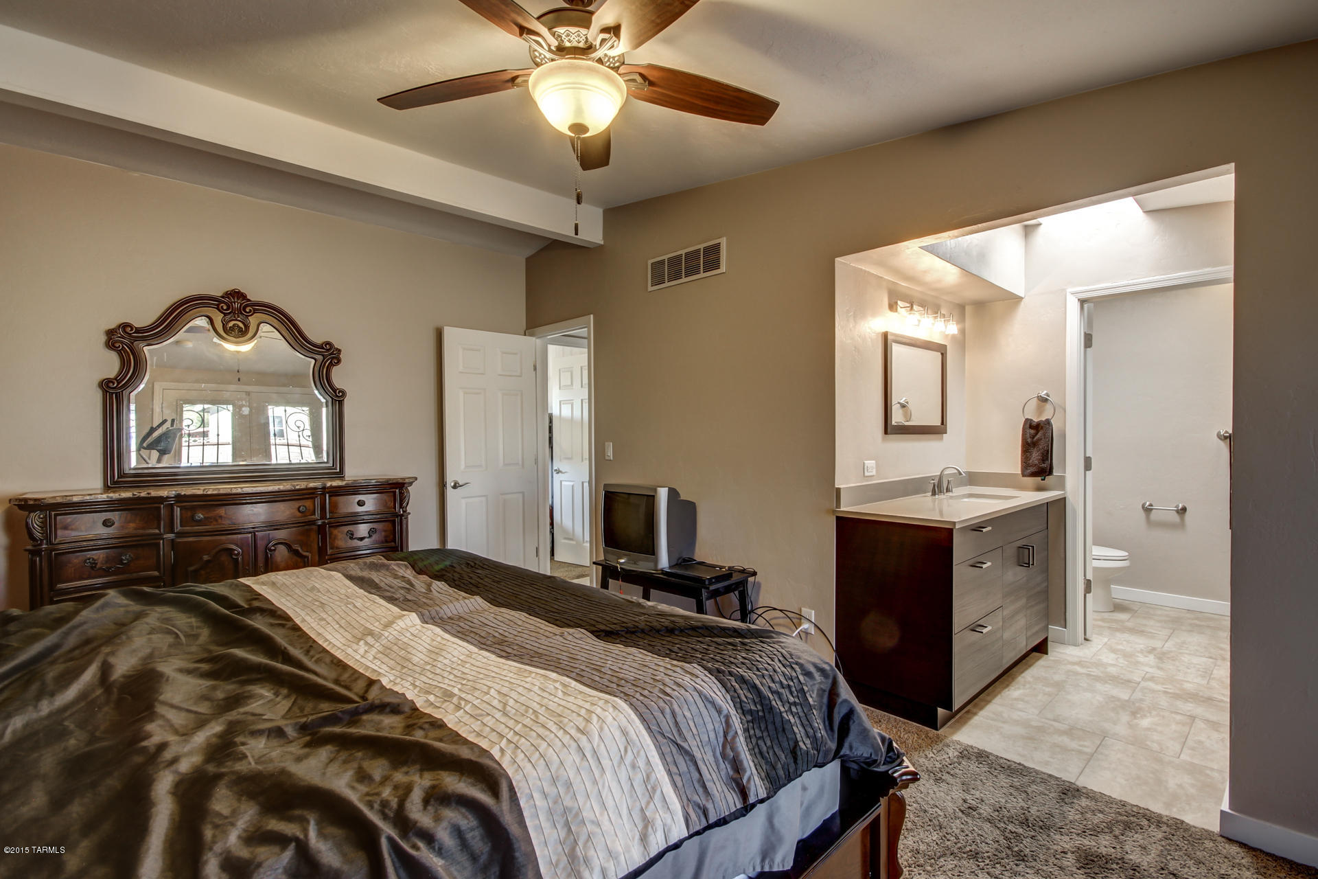 2425 South Prudence Road Tucson, AZ 85710 - Photo 17 of 30 Gallery Image 17