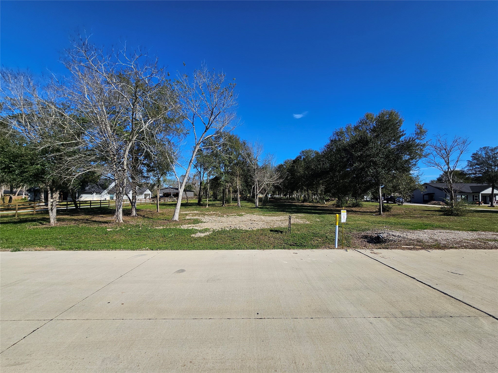 4607 Shadow Pond Lane Alvin, TX 77511 - Photo 6 of 12 a view of a park with large trees