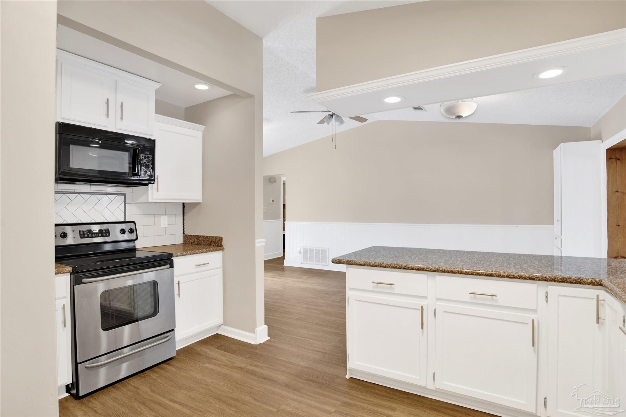 1018 Stillbrook Road Pensacola, FL 32514 - Photo 16 of 51