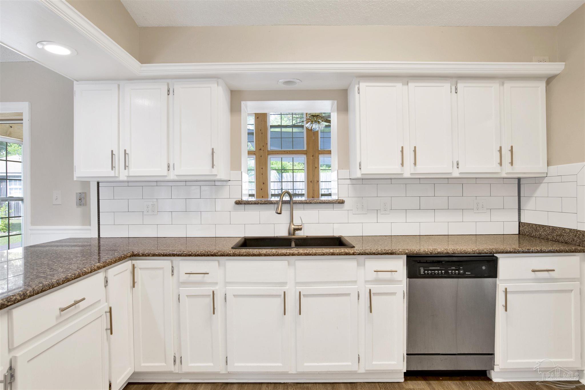 1018 Stillbrook Road Pensacola, FL 32514 - Photo 18 of 51