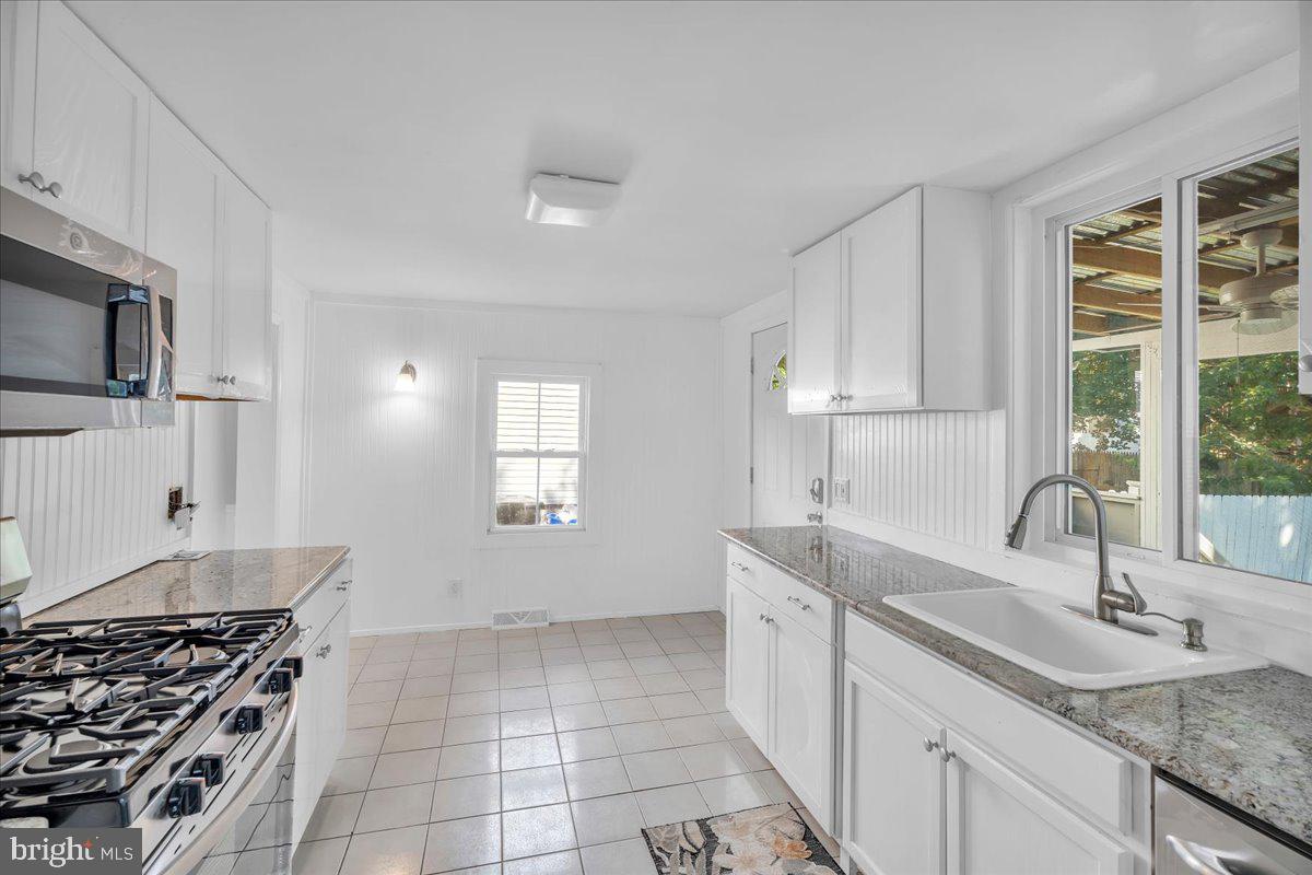 64 East Centre Street Woodbury, NJ 08096 - Photo 9 of 23