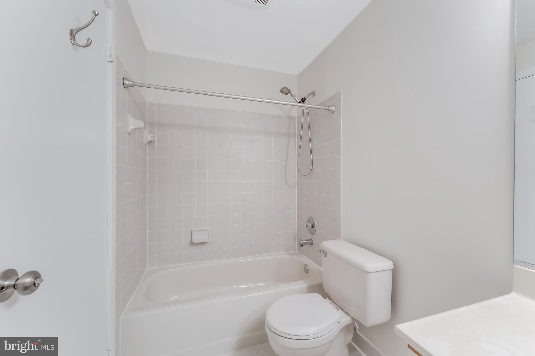 1500 C Summerchase Court Reston, VA 20194 - Photo 22 of 31