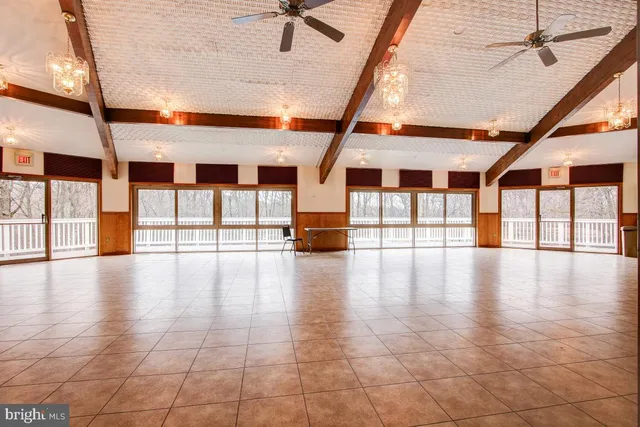 $1,980 | 20212 Shipley Terrace, Unit 8A101, Germantown, MD 20874