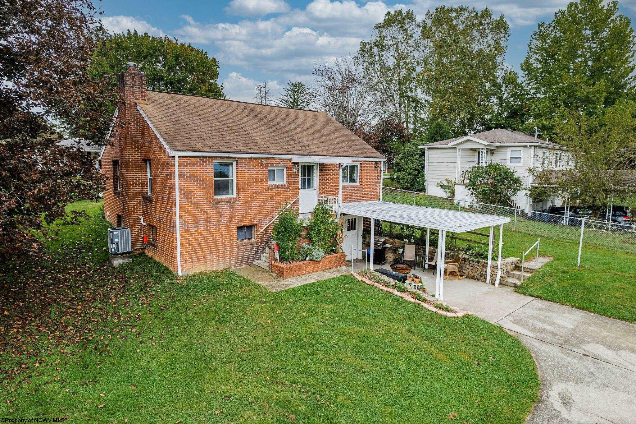 1606 Green Gables Road Fairmont, WV 26554 - Photo 31 of 37 Gallery Image 31