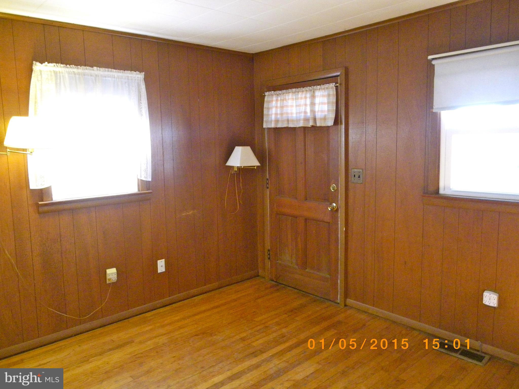 5347 Balls Mill Road Midland, VA 22728 - Photo 8 of 30 Office/Den/Study with Door to outdoors
