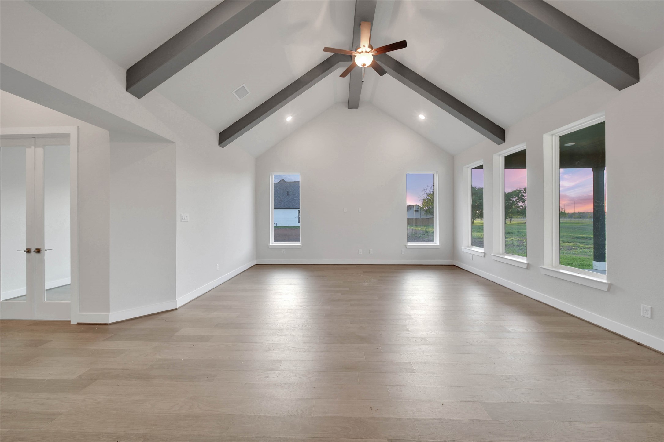 4515 Magnolia Bend Drive Rosharon, TX 77583 - Photo 7 of 46 a view of an empty room with a window