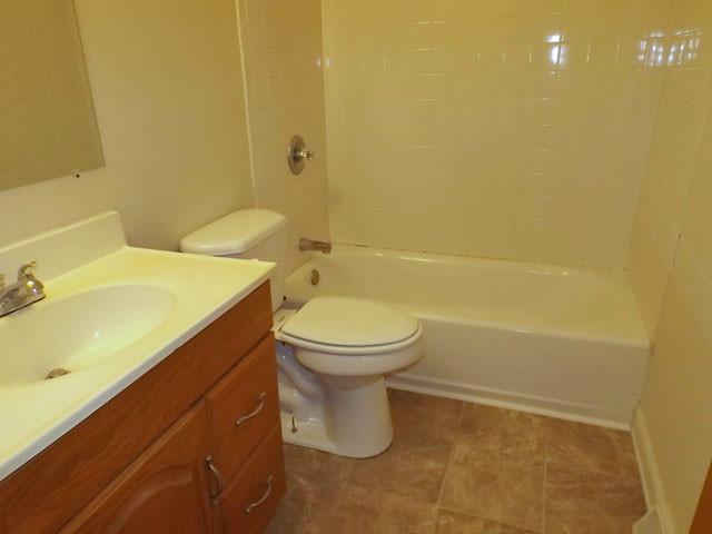 6450 Linworth Road Worthington, OH 43085 - Photo 6 of 10 Gallery Image 6