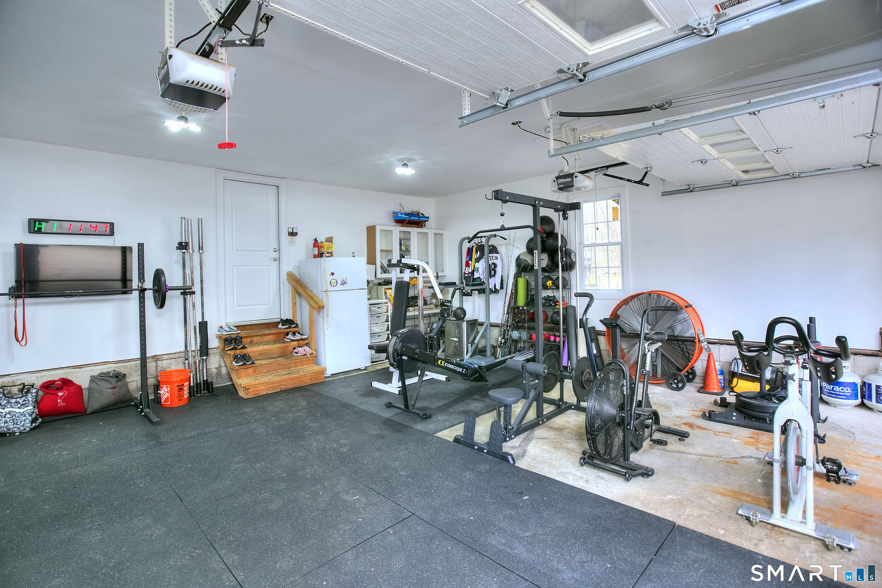 3725 Redding Road Fairfield, CT 06824 - Photo 18 of 40